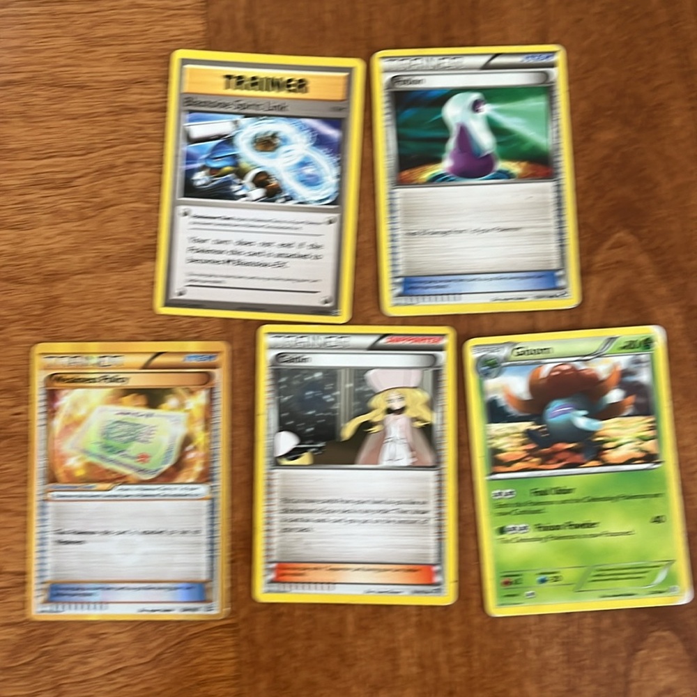Five special Pokémon cards